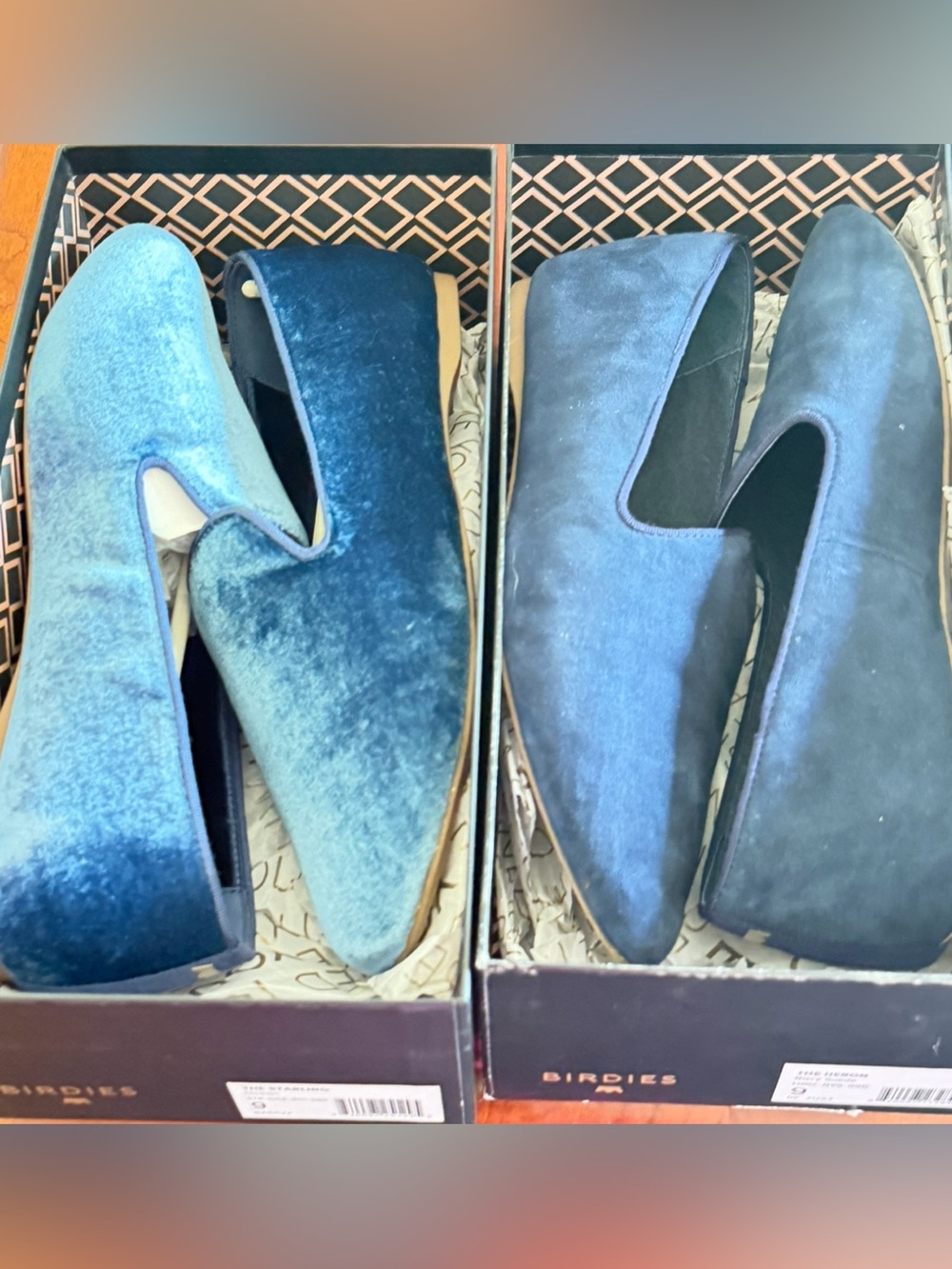 New in box- Birdies Heron Blue Velvet Classic
Loafers, women size 9 - Picture 9 of 10